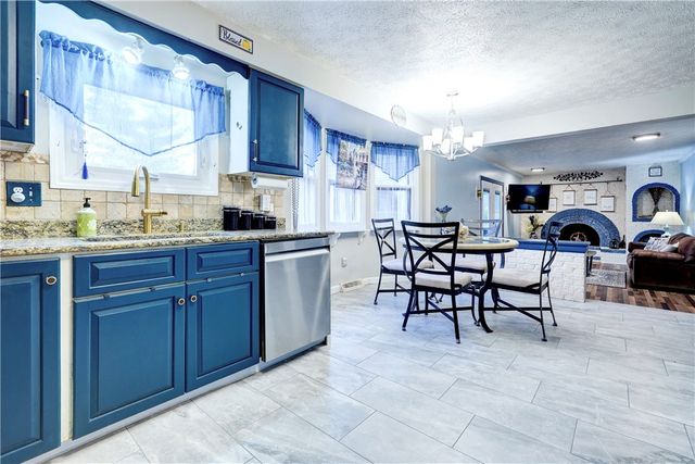 103 West Bend Drive, Greece, NY 14612