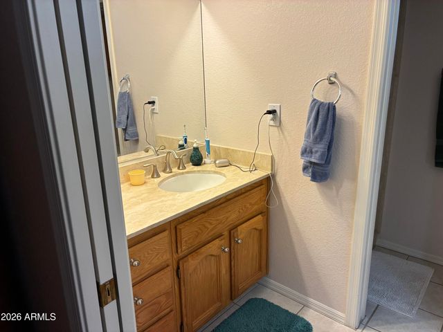 11337 E MENDOZA Avenue, Mesa, AZ 85209