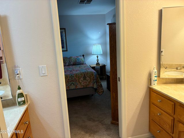 11337 E MENDOZA Avenue, Mesa, AZ 85209