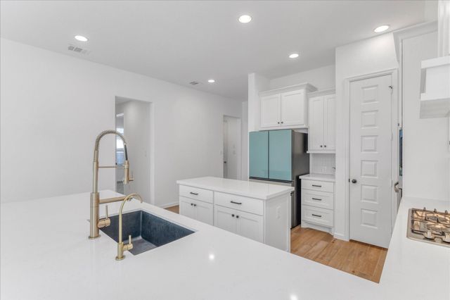 7420 Caprock Canyon Lane, Porter, TX 77365