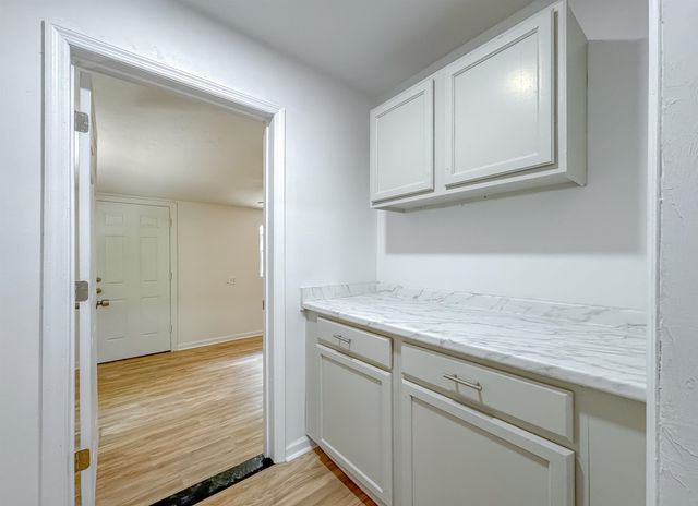 1751 Pepper Drive, Tallahassee, FL 32304