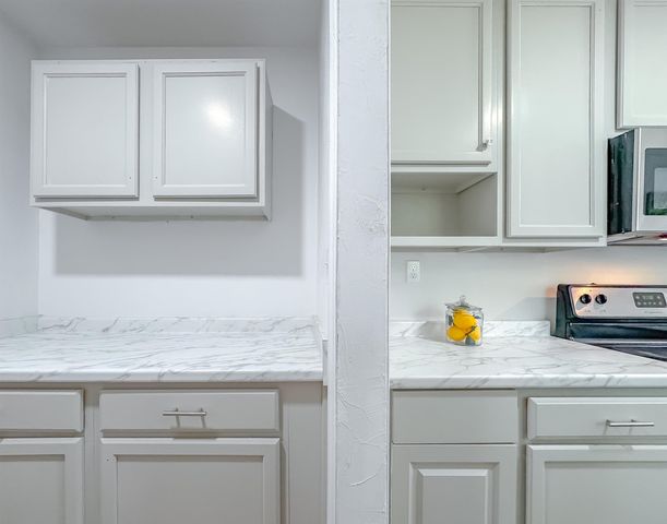 1751 Pepper Drive, Tallahassee, FL 32304