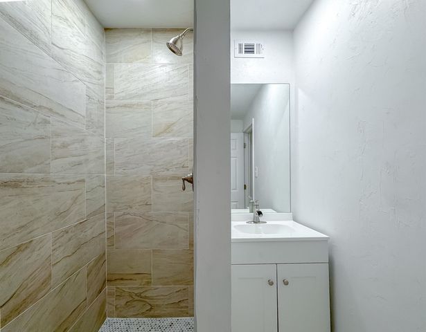 1751 Pepper Drive, Tallahassee, FL 32304