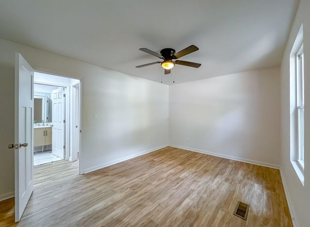 1751 Pepper Drive, Tallahassee, FL 32304