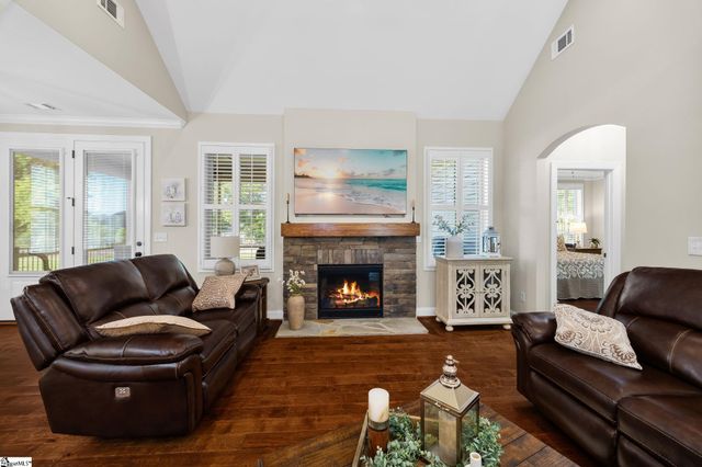 104 Sunlit Drive, Simpsonville, SC 29680