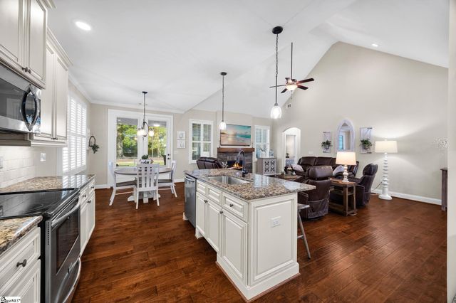 104 Sunlit Drive, Simpsonville, SC 29680