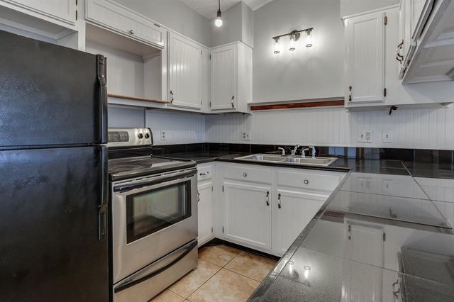 6411 Lyrewood Terrace, Oklahoma City, OK 73132