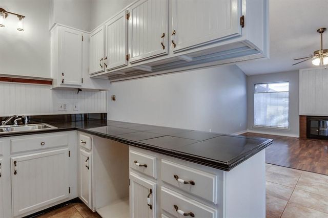 6411 Lyrewood Terrace, Oklahoma City, OK 73132