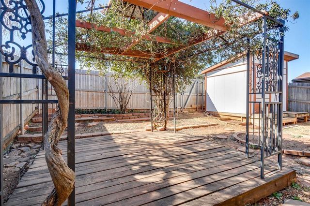 6411 Lyrewood Terrace, Oklahoma City, OK 73132