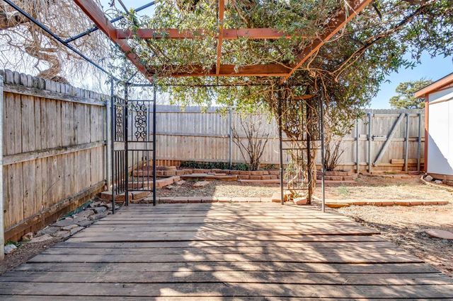 6411 Lyrewood Terrace, Oklahoma City, OK 73132