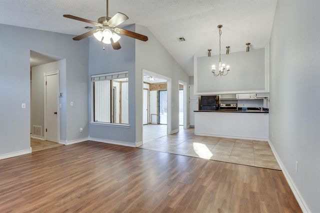 6411 Lyrewood Terrace, Oklahoma City, OK 73132