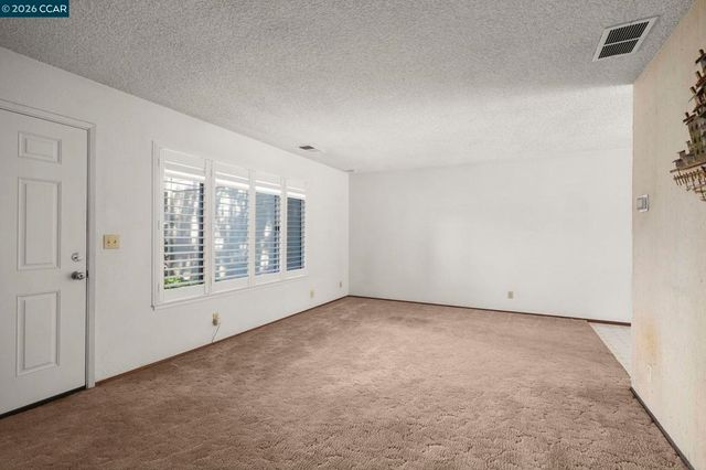 232 Loma Verde Dr, San Lorenzo, CA 94580
