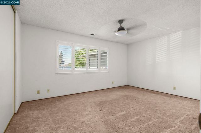 232 Loma Verde Dr, San Lorenzo, CA 94580