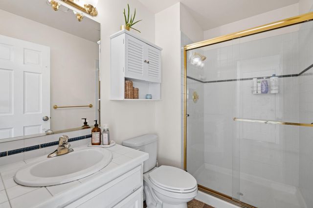1029 W Crestview Rd, Spokane, WA 99224
