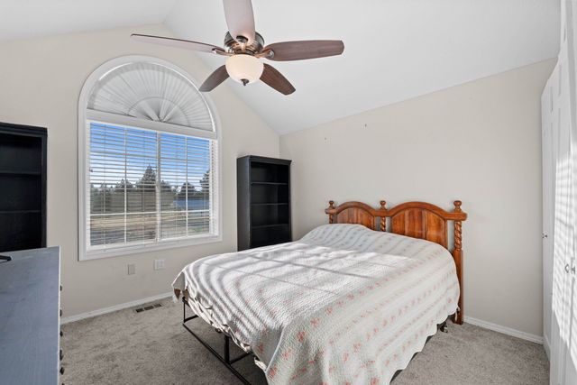 1029 W Crestview Rd, Spokane, WA 99224