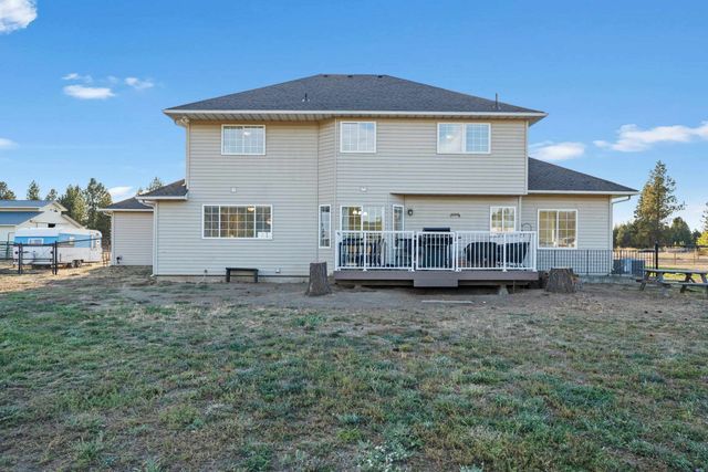 1029 W Crestview Rd, Spokane, WA 99224