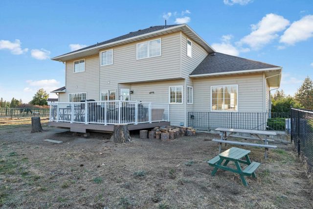 1029 W Crestview Rd, Spokane, WA 99224