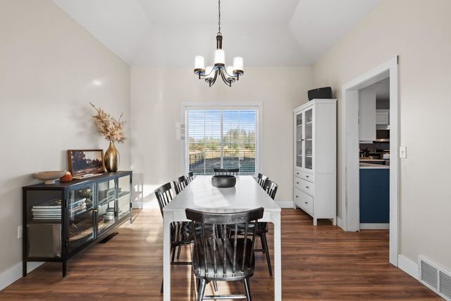 1029 W Crestview Rd, Spokane, WA 99224