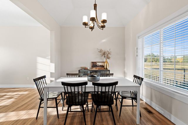 1029 W Crestview Rd, Spokane, WA 99224