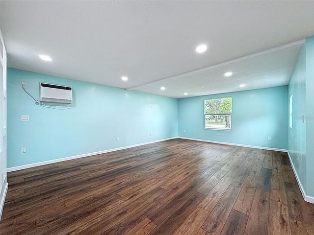 5063 WALNUT CIRCLE E, Lakeland, FL 33810