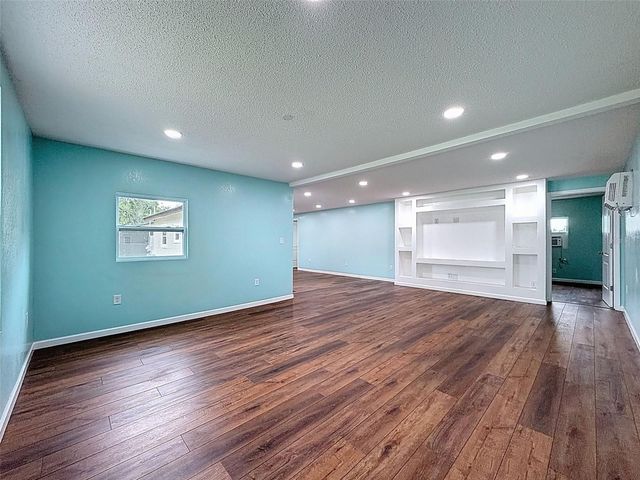 5063 WALNUT CIRCLE E, Lakeland, FL 33810