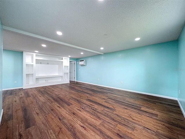 5063 WALNUT CIRCLE E, Lakeland, FL 33810