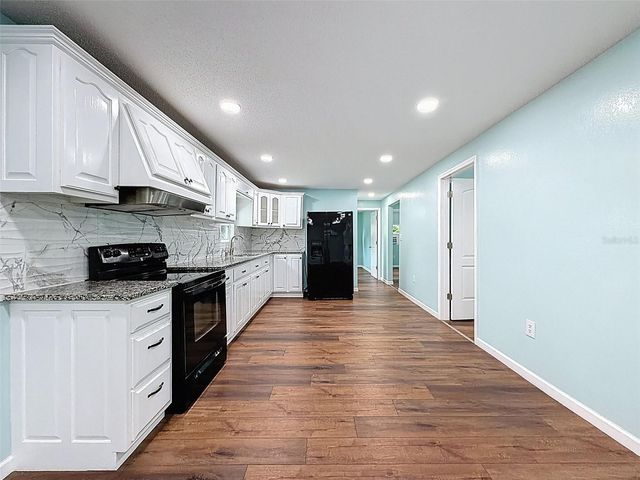 5063 WALNUT CIRCLE E, Lakeland, FL 33810