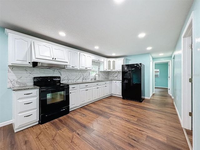 5063 WALNUT CIRCLE E, Lakeland, FL 33810