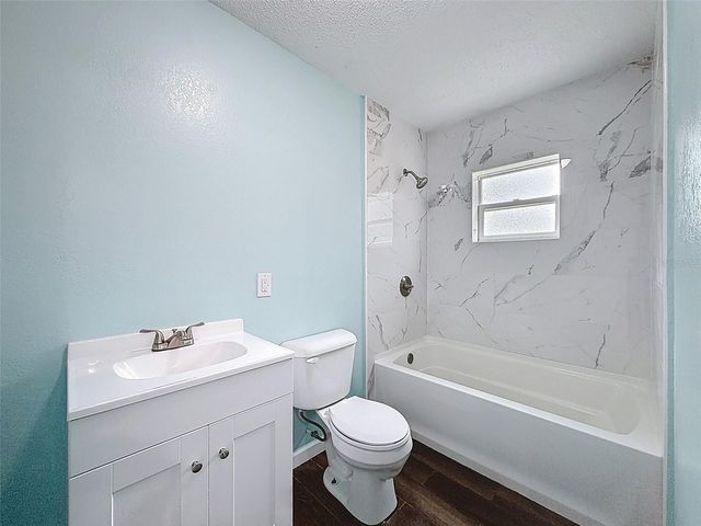 5063 WALNUT CIRCLE E, Lakeland, FL 33810