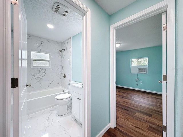 5063 WALNUT CIRCLE E, Lakeland, FL 33810