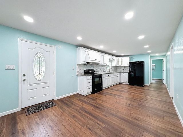 5063 WALNUT CIRCLE E, Lakeland, FL 33810