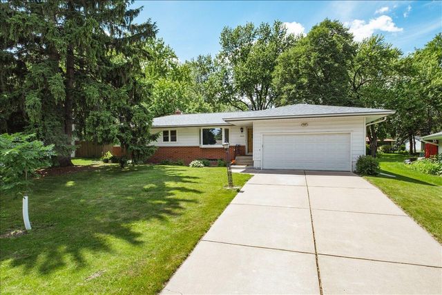 2959 Patton Road, Roseville, MN 55113