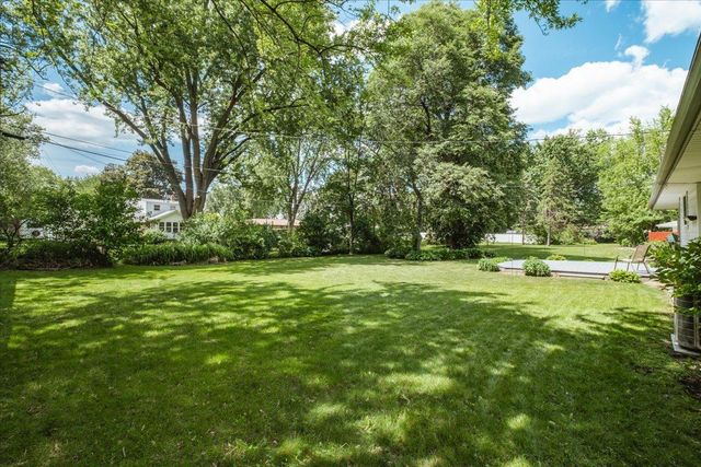 2959 Patton Road, Roseville, MN 55113