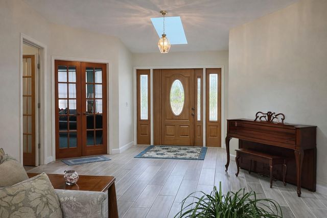 728 N Fischer Circle, Sebastian, FL 32958