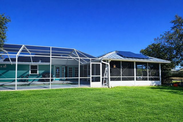 728 N Fischer Circle, Sebastian, FL 32958