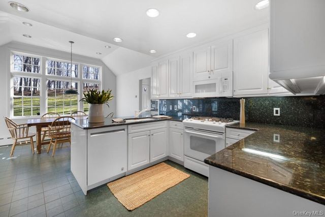 24 Tarleton Road, Bedford, NY 10506