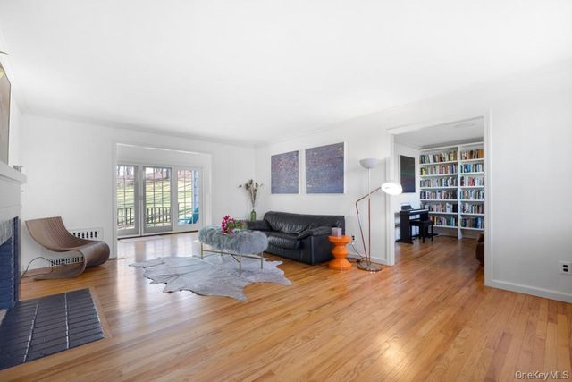 24 Tarleton Road, Bedford, NY 10506