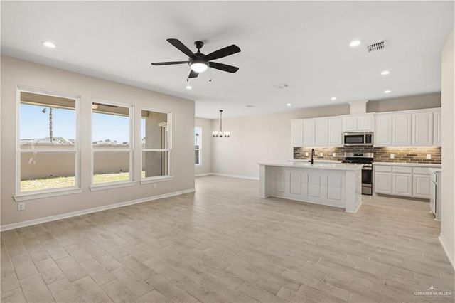 6521 Anaqua Loop, Mcallen, TX 78504