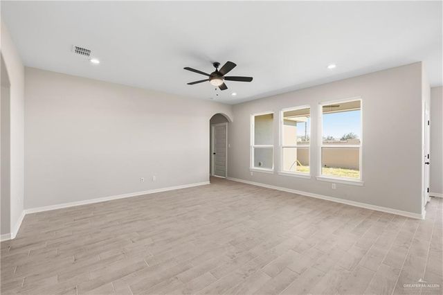 6521 Anaqua Loop, Mcallen, TX 78504