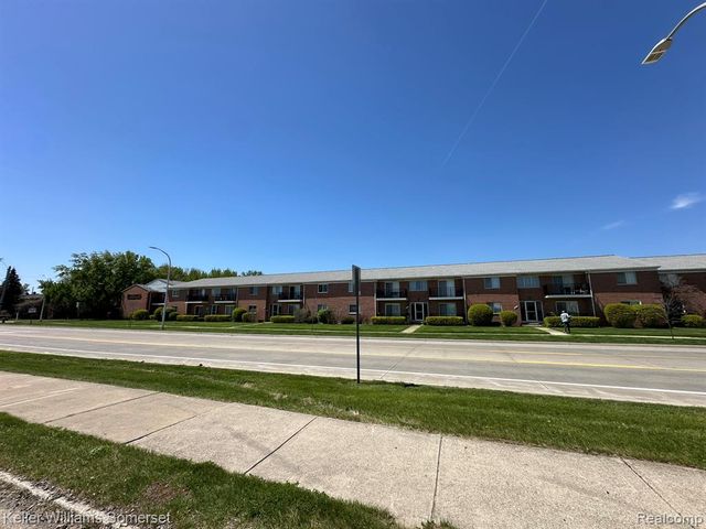 32125 Beaconsfield Street 39, Roseville, MI 48066