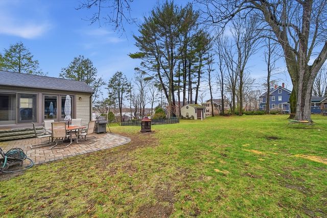 11 Lawrence St, Wakefield, MA 01880