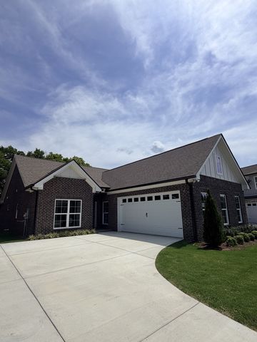 7204 Maddenwood Ln, Hermitage, TN 37076