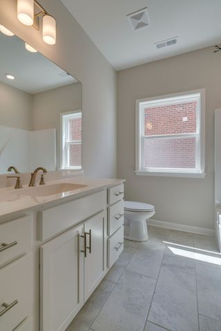 7204 Maddenwood Ln, Hermitage, TN 37076