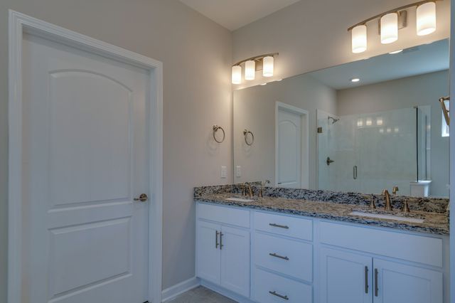 7204 Maddenwood Ln, Hermitage, TN 37076