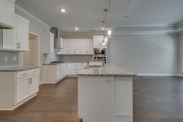 7204 Maddenwood Ln, Hermitage, TN 37076