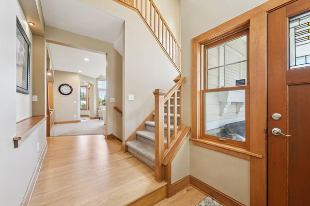 9112 Woodhill Drive, Savage, MN 55378