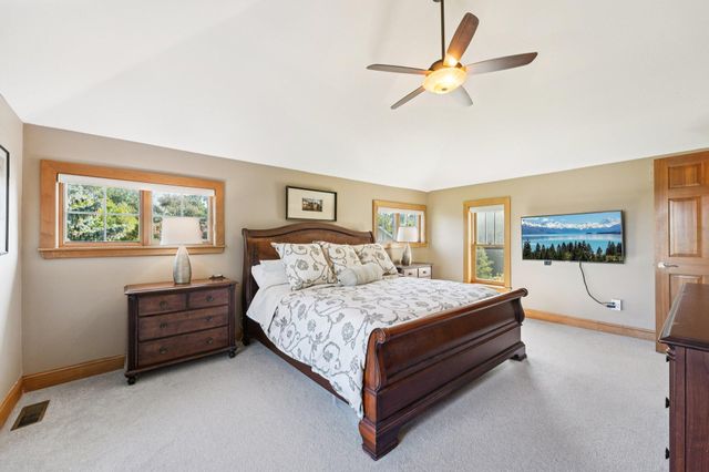 9112 Woodhill Drive, Savage, MN 55378
