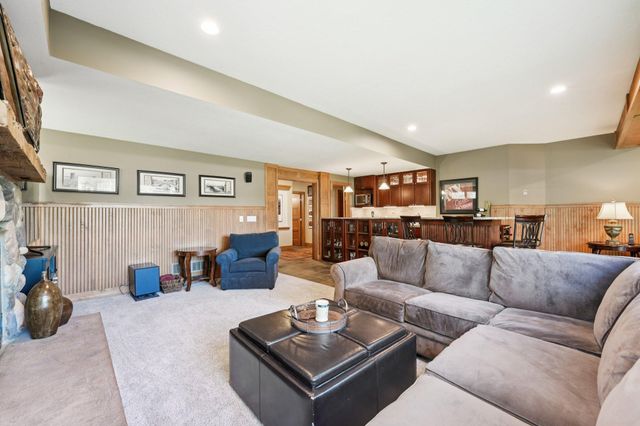 9112 Woodhill Drive, Savage, MN 55378