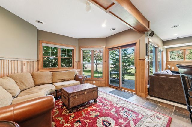 9112 Woodhill Drive, Savage, MN 55378