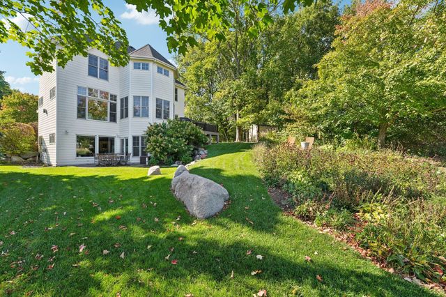 9112 Woodhill Drive, Savage, MN 55378